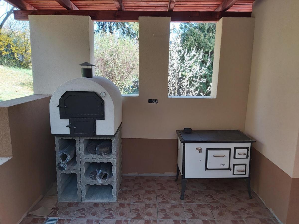 Var-Lak Vendeghaz Szendro Εξωτερικό φωτογραφία