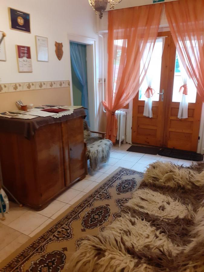 Var-Lak Vendeghaz Szendro Εξωτερικό φωτογραφία
